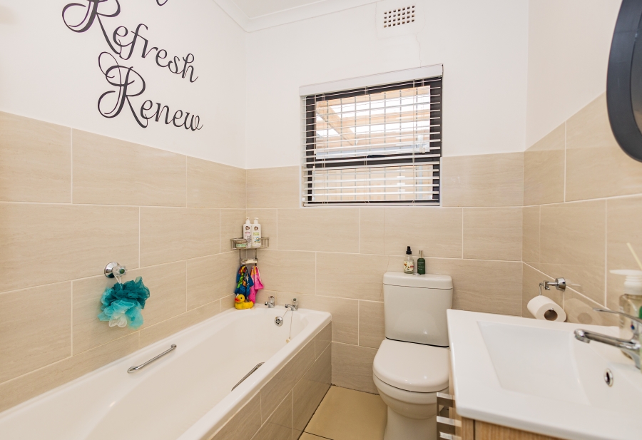 3 Bedroom Property for Sale in Jagtershof Western Cape